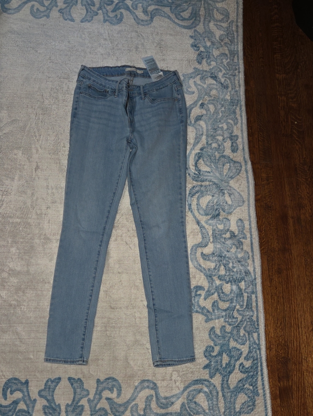 Signature by Levi Strauss Light Blue Skinny Jeans - Slim Fit